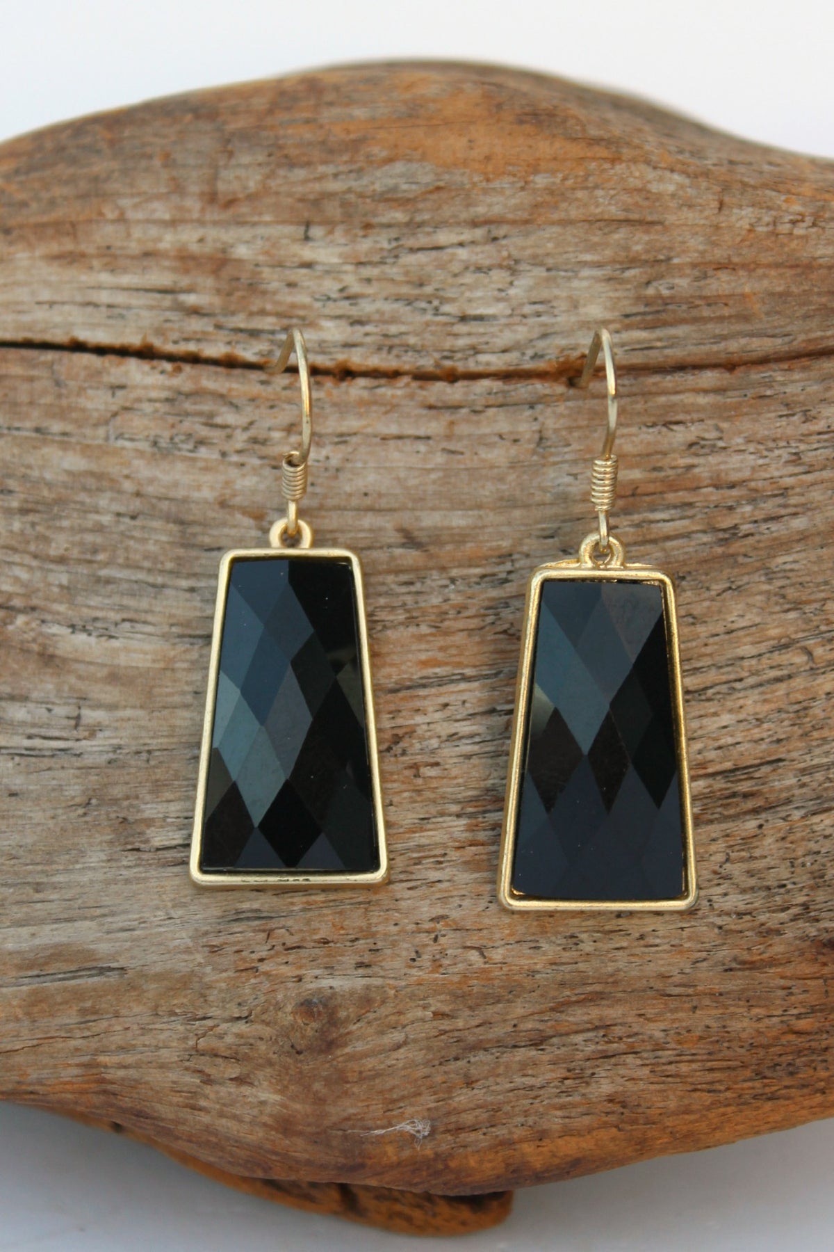 Classic Faceted Earrings, Black