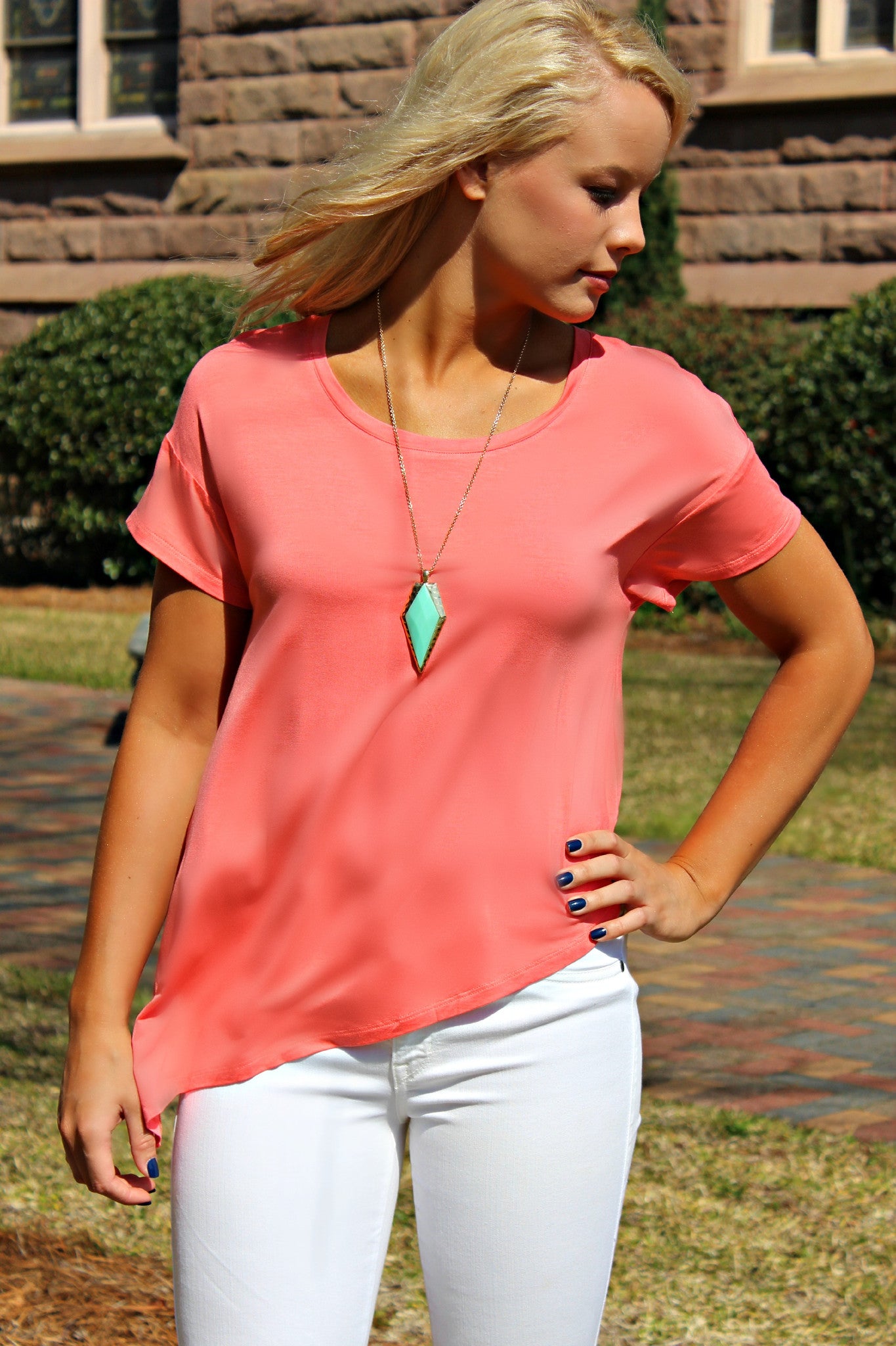 Camille Top, Coral