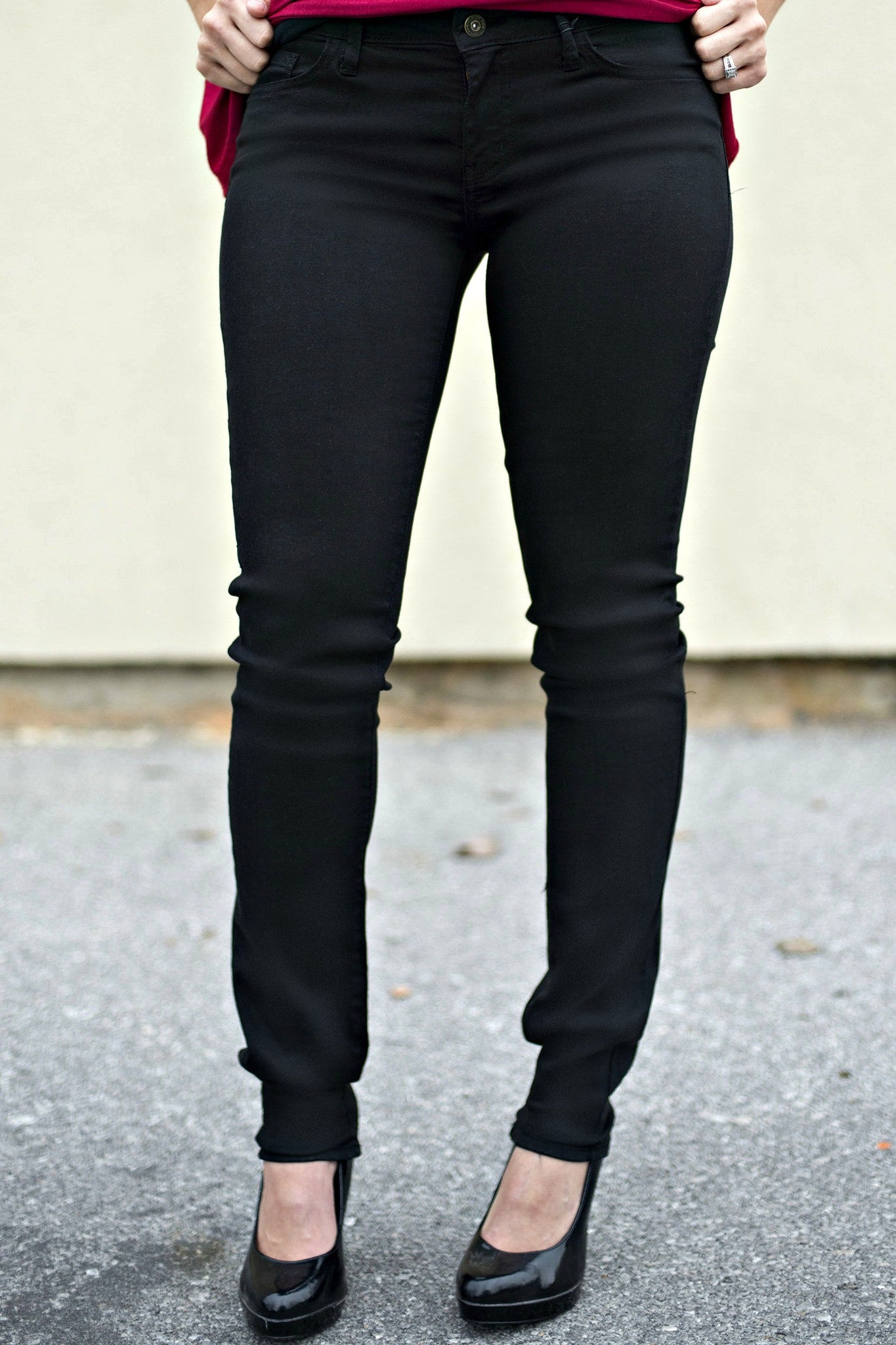 Just Black: Allison Denim, Black