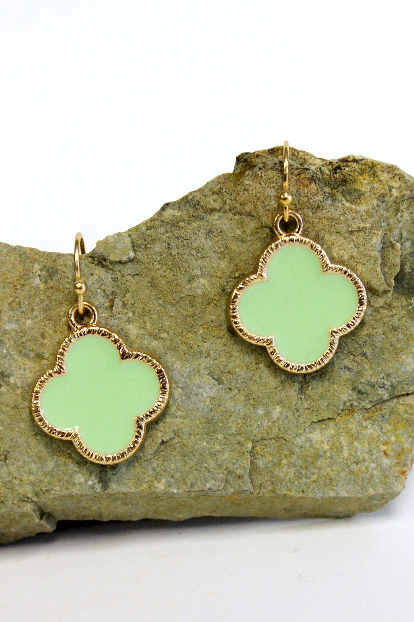 Quartrefoil Earrings, Green