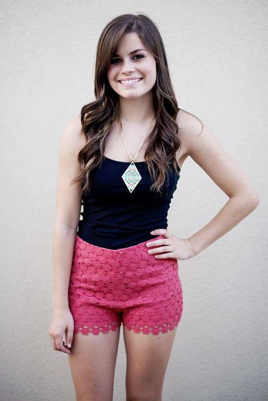 Elle Shorts, Wild Berry