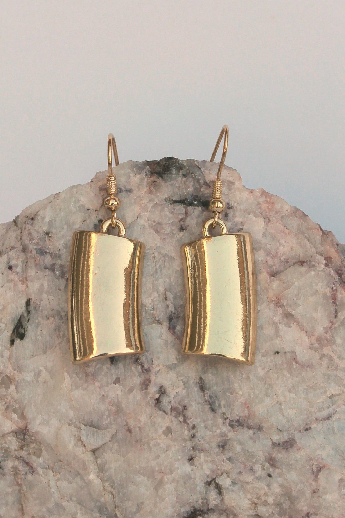 Curved Halfpipe Earrings, Gold