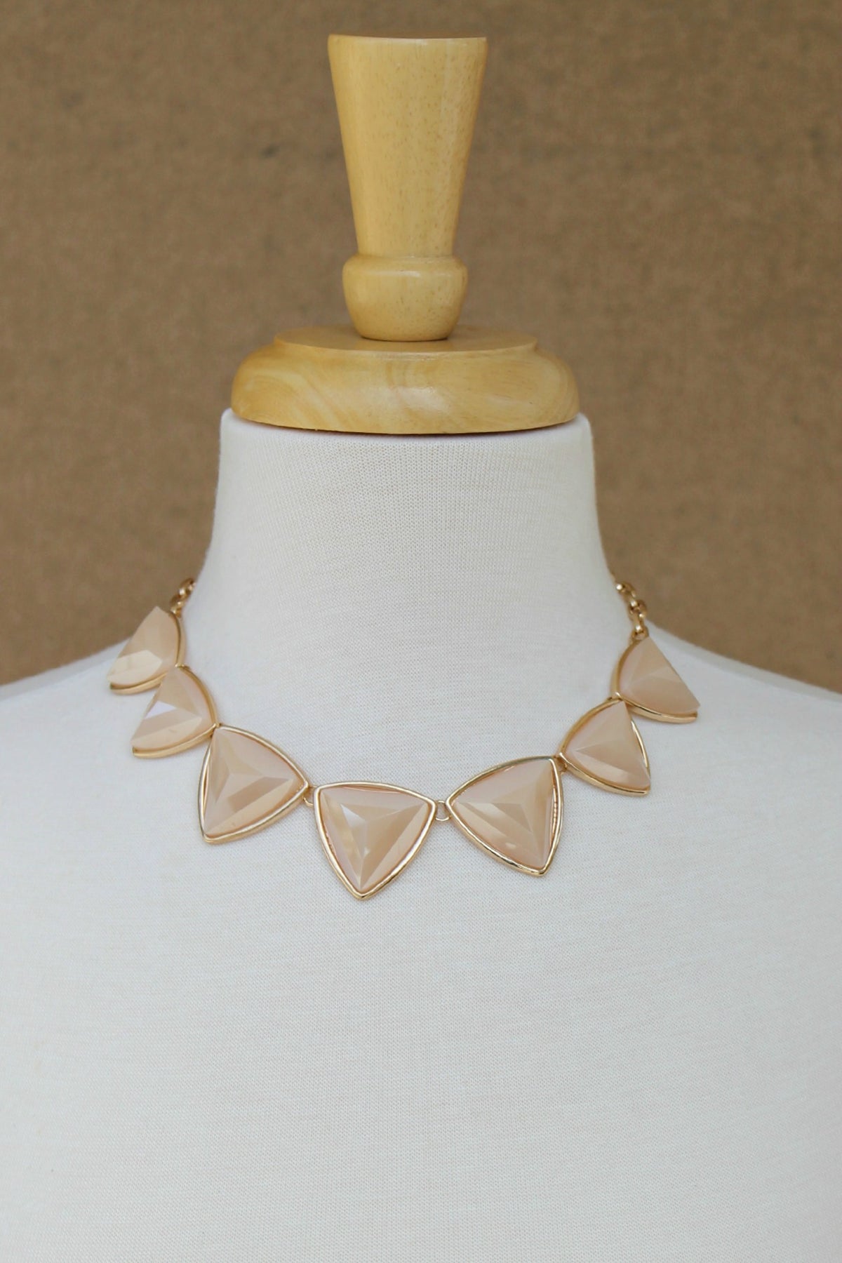 Triangle Necklace, Nude
