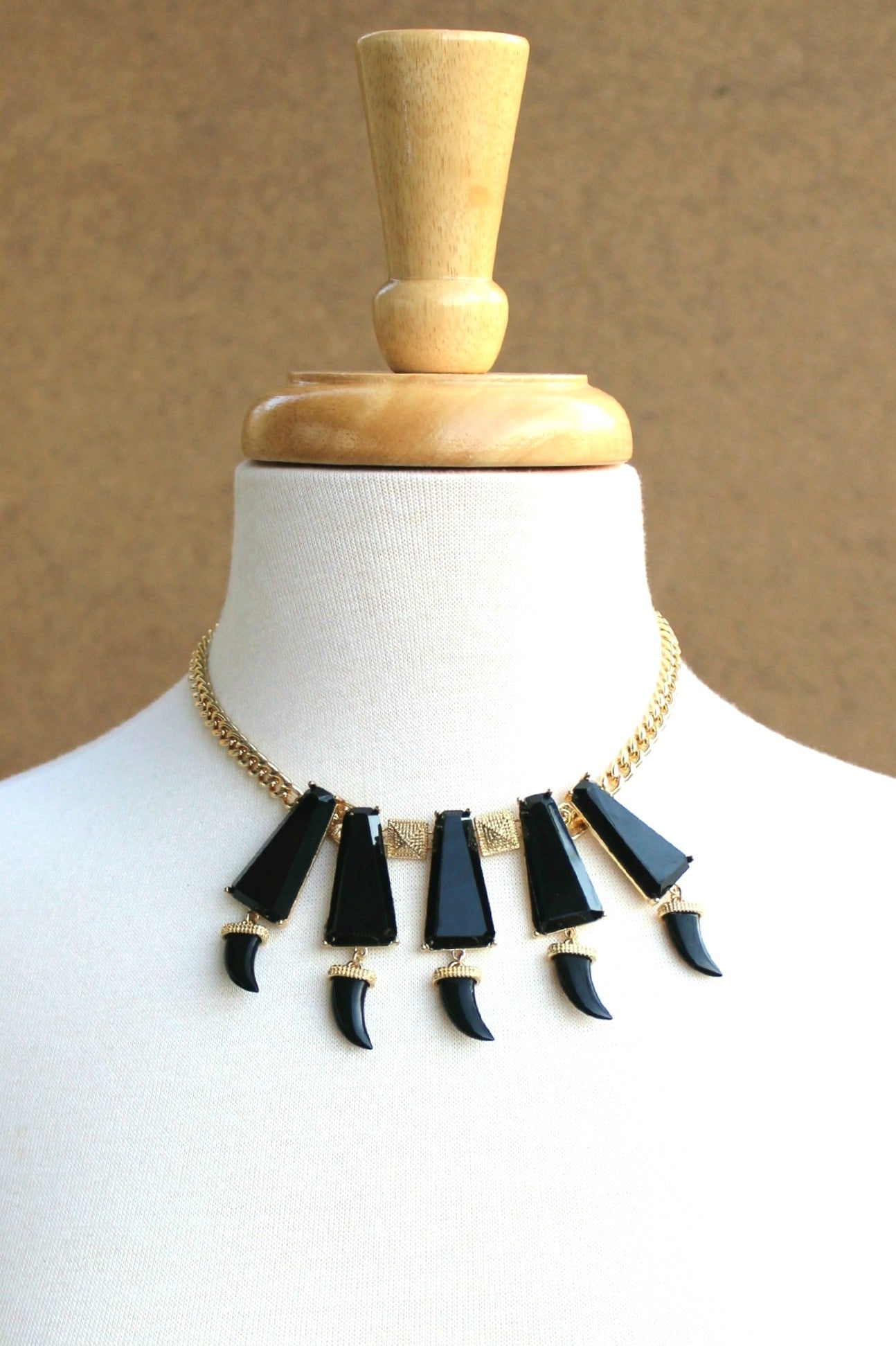 Horn Necklace, Black