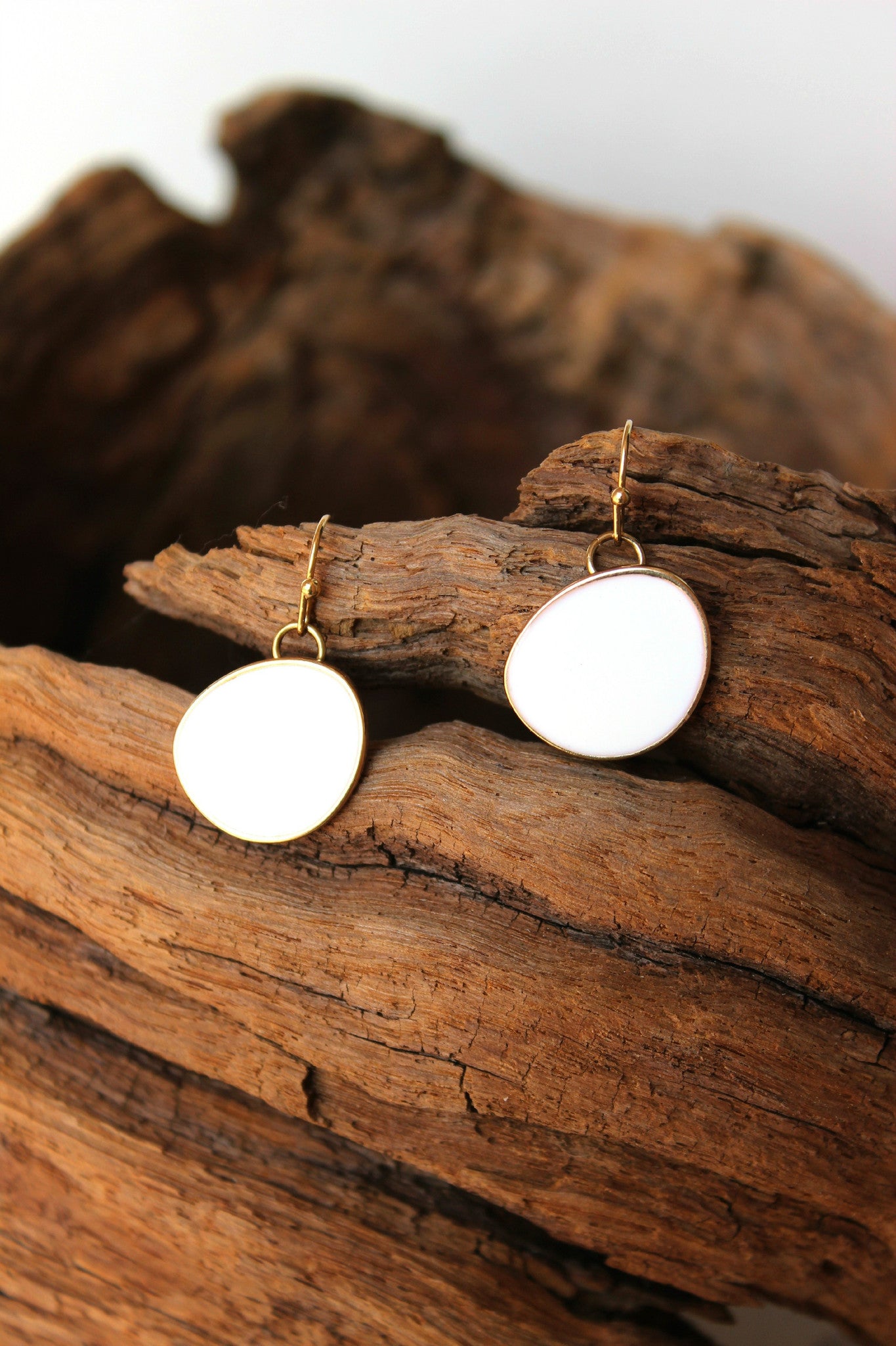 Glossy Organic Earrings, White