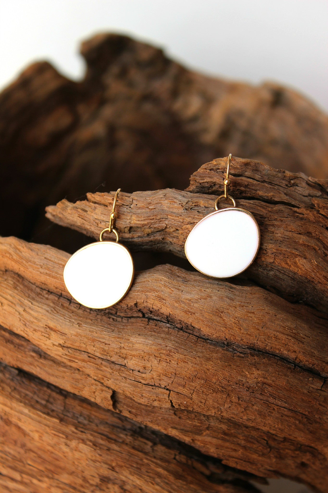 Glossy Organic Earrings, White