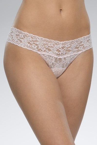 Hanky Panky: Signature Lace Low Rise Thong, Bliss Pink