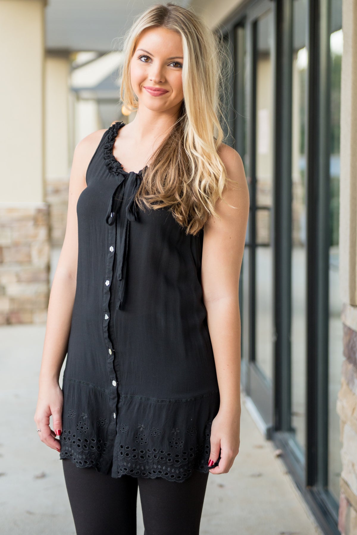 Ivy Jane: Chrissy Tunic, Black