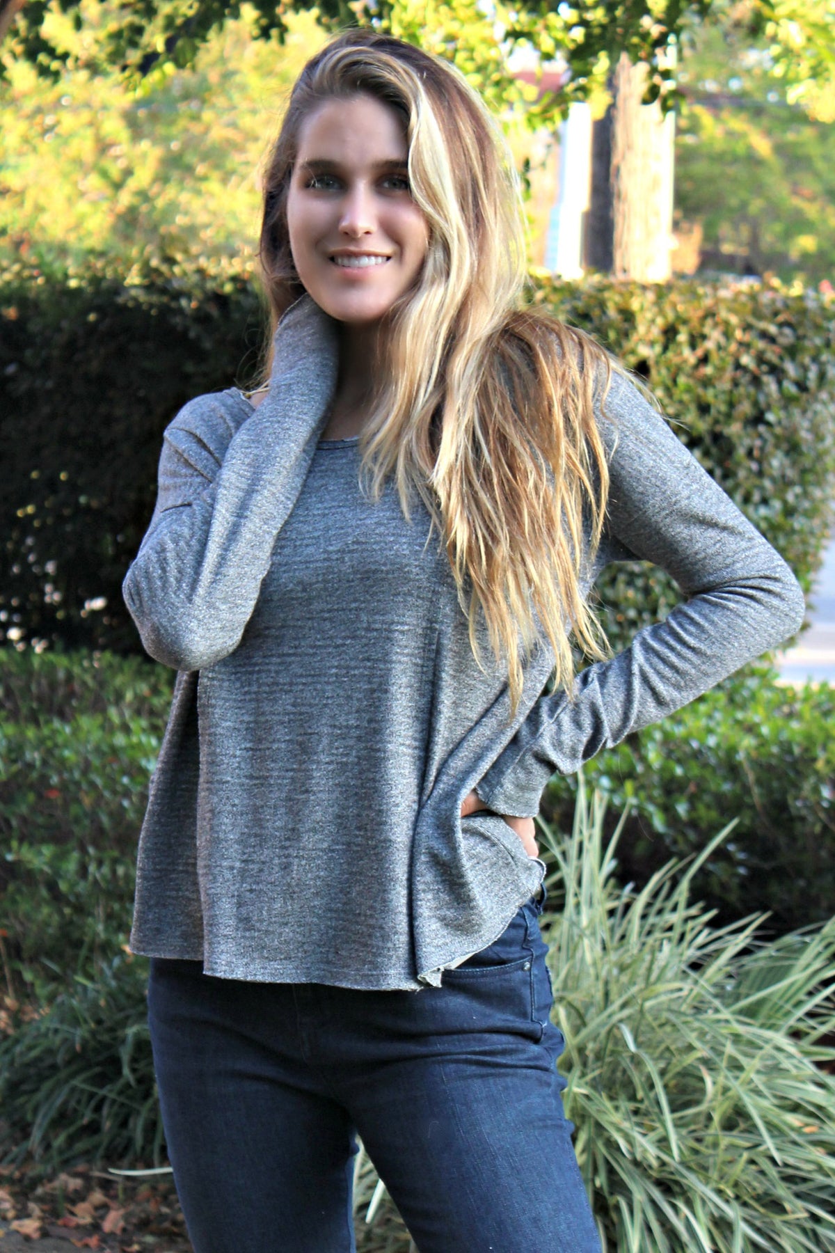 Winding Road Top, Gray