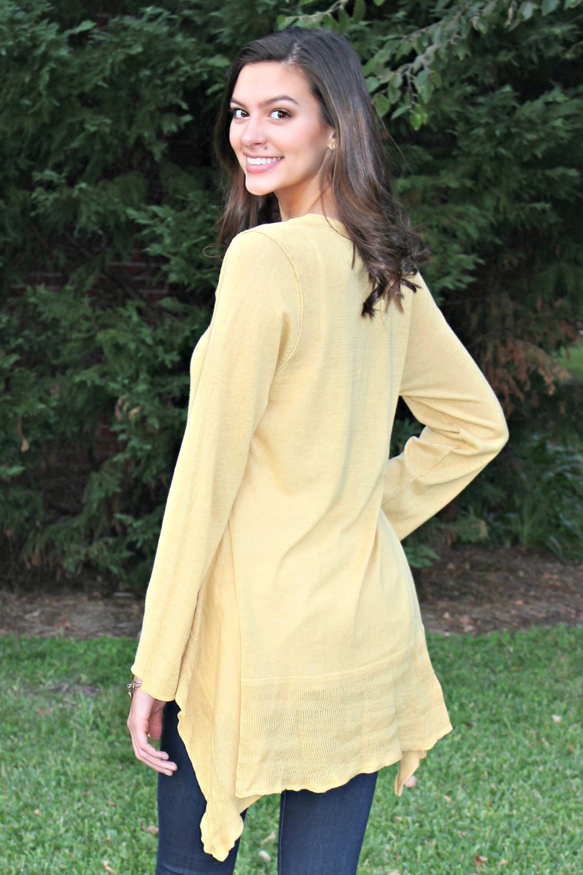 Ivy Jane: The Perfect Cardigan, Gold
