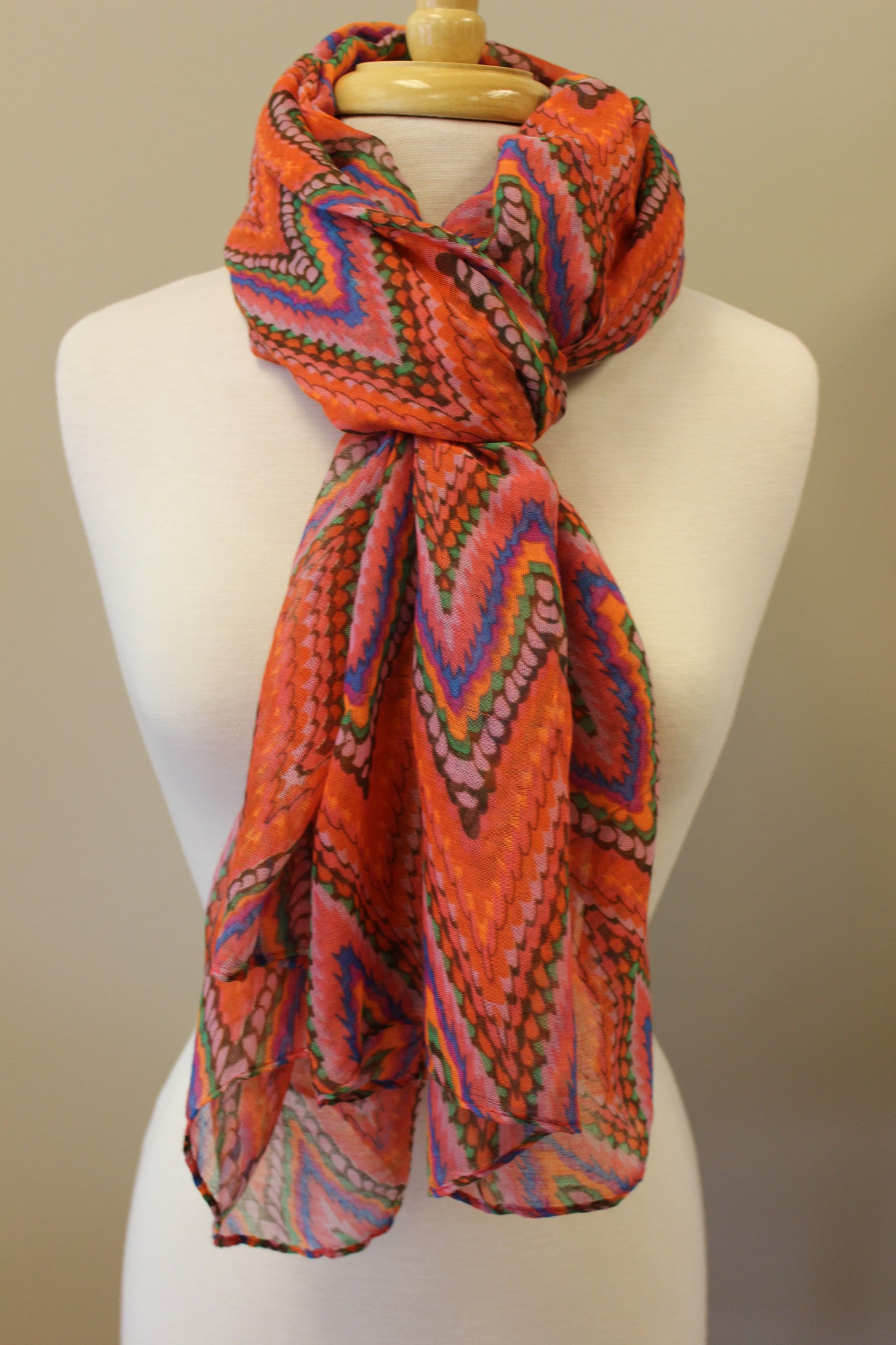 Marian Scarf, Multi