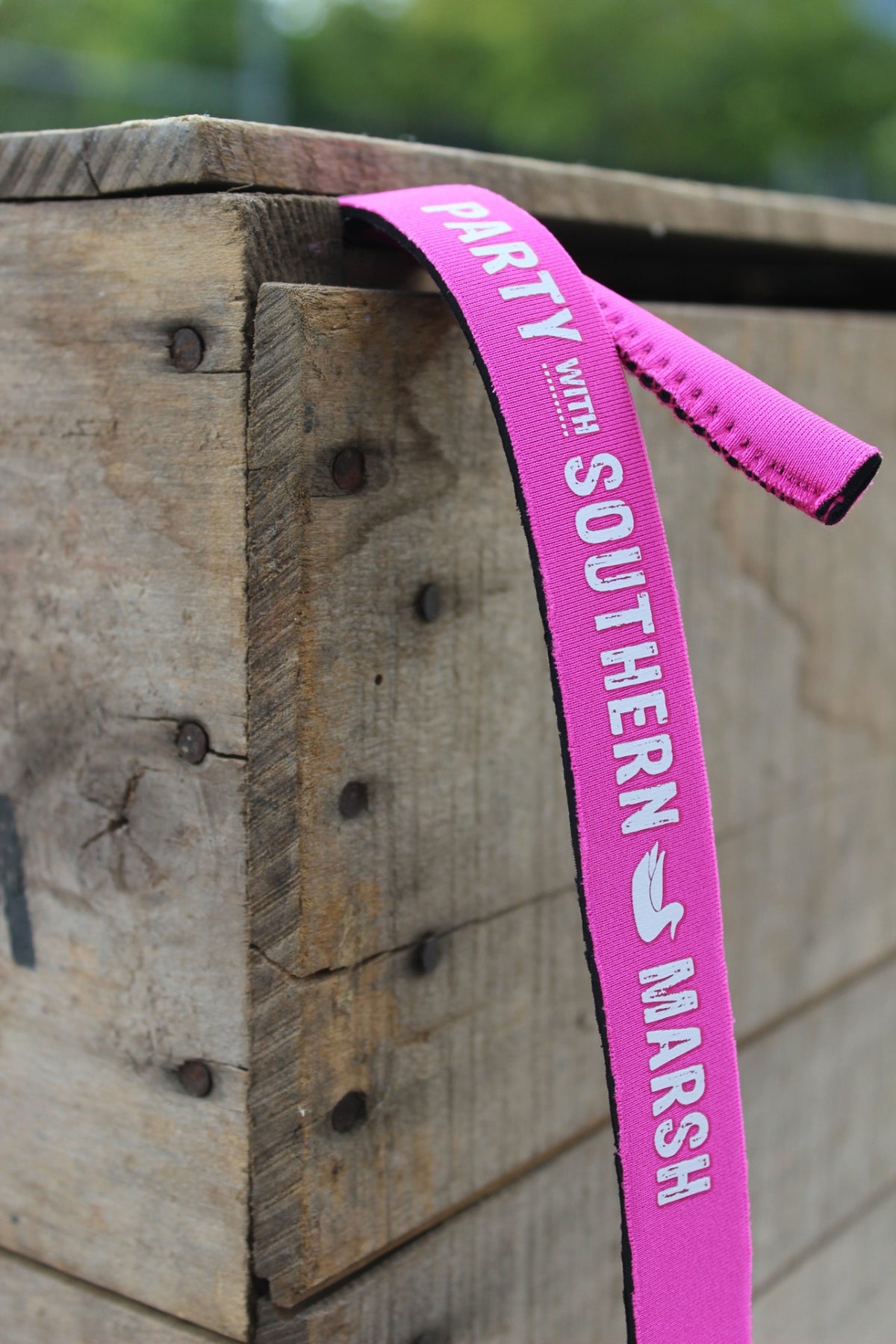 Southern Marsh: Party Sunglass Strap, Neon Pink
