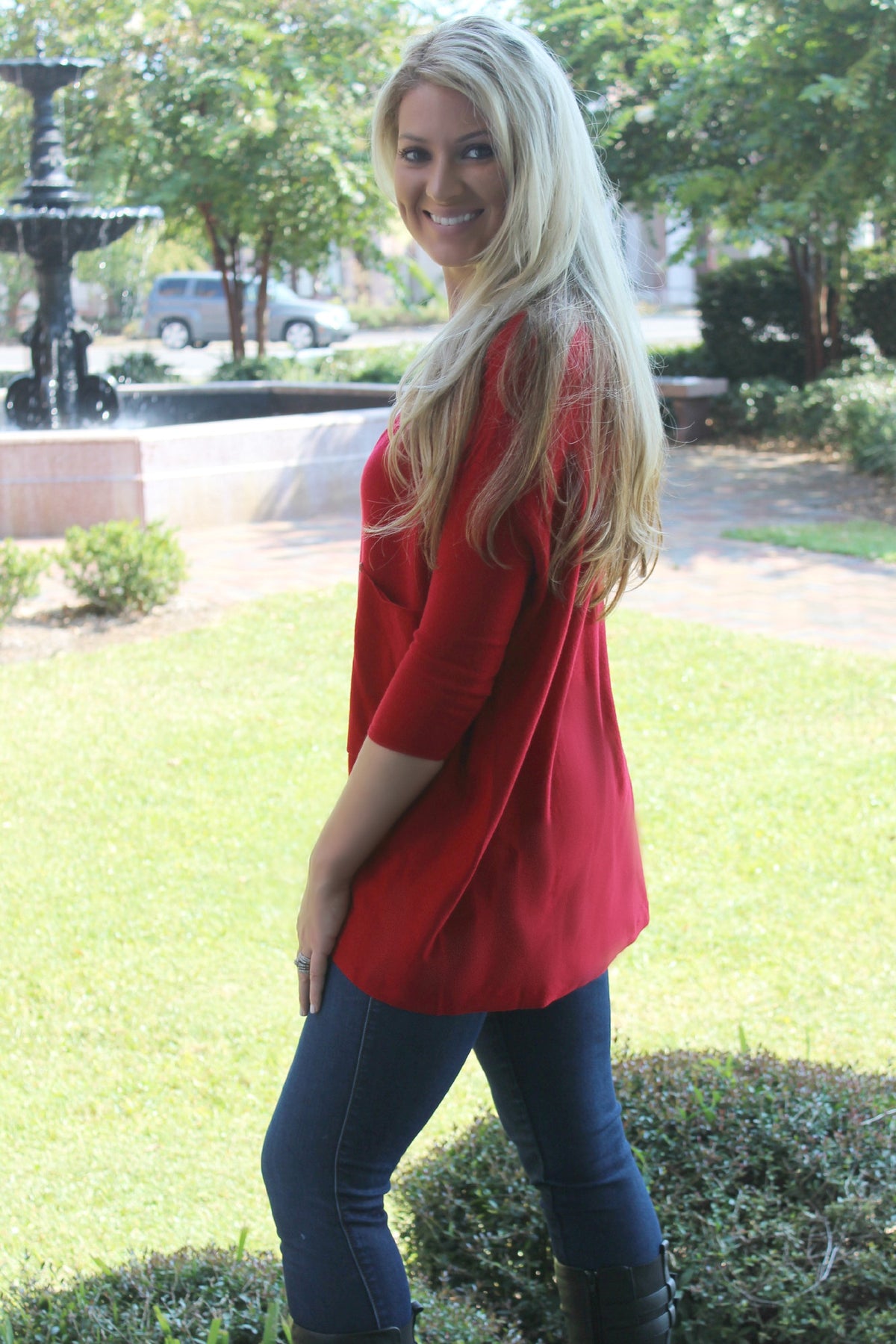 Raven Top, Red