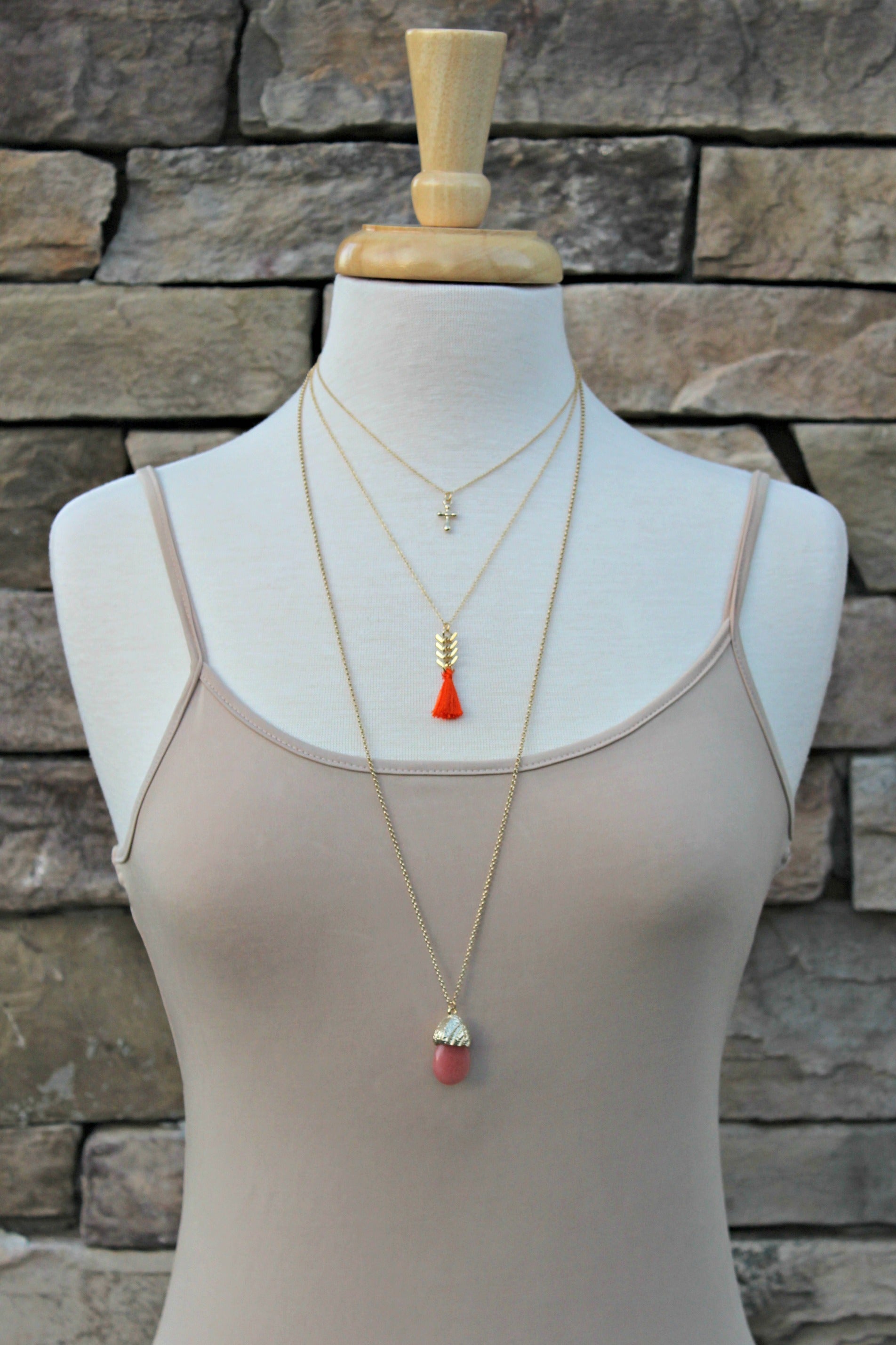 Triple Layered Necklace, Pink