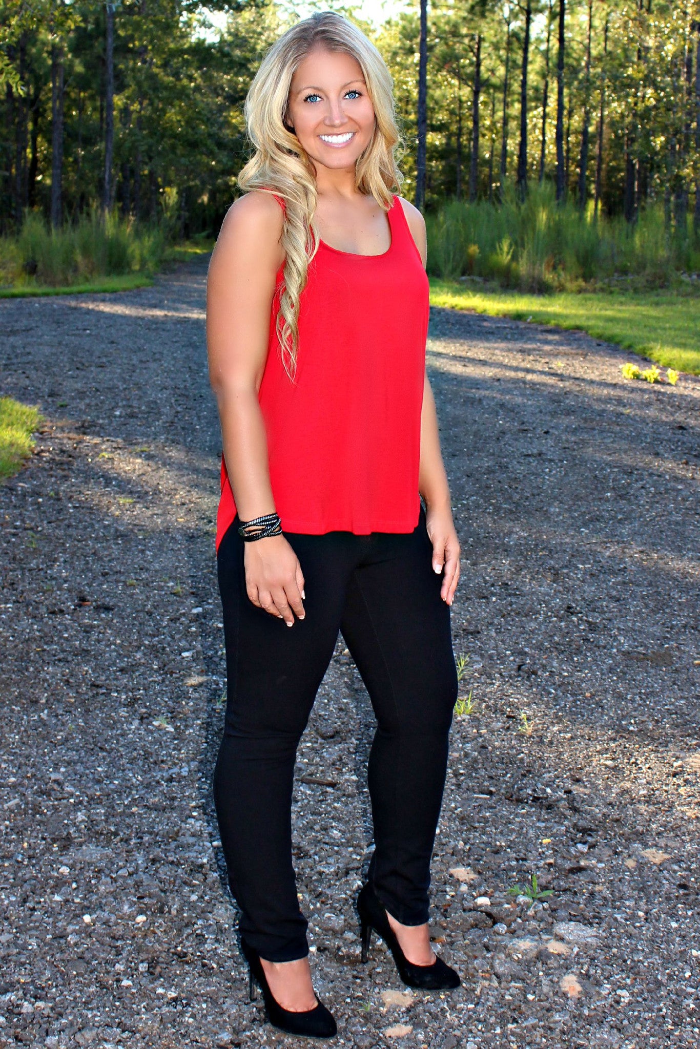 Kensie: Kelsey Tank, Red