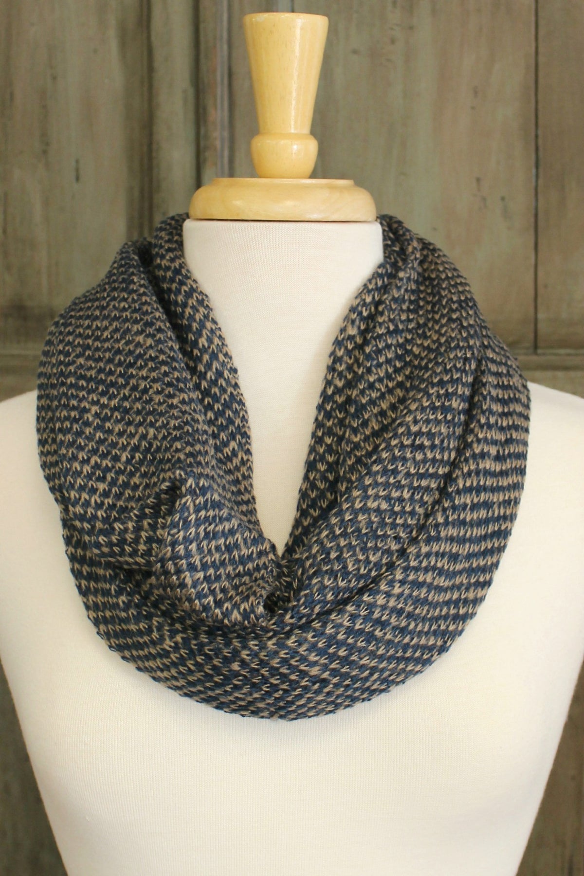 Two-tone V Stitch Infinity Scarf, Blue