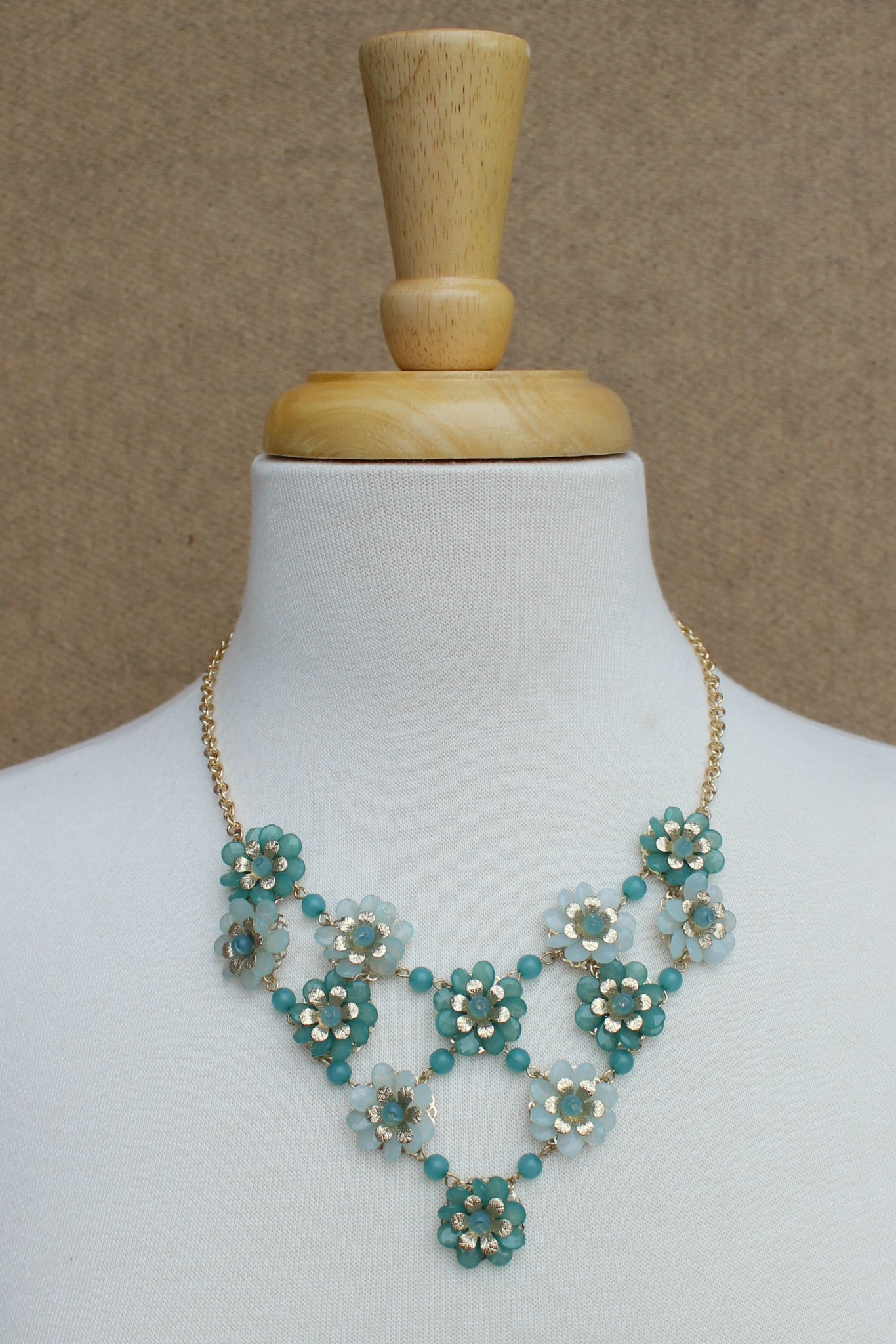 Flower Bib Necklace, Green