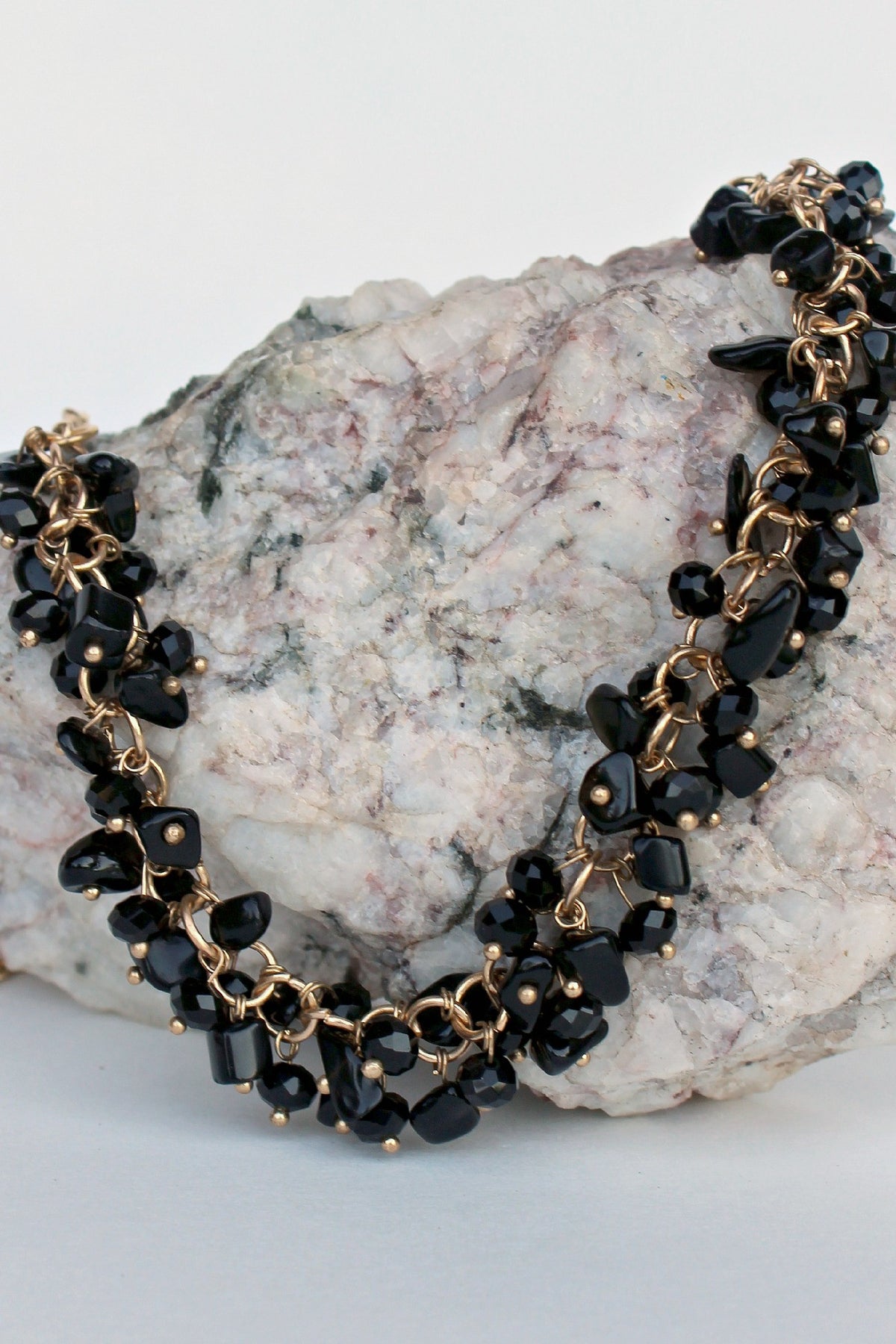 Cluster Chip Beads Necklace, Black