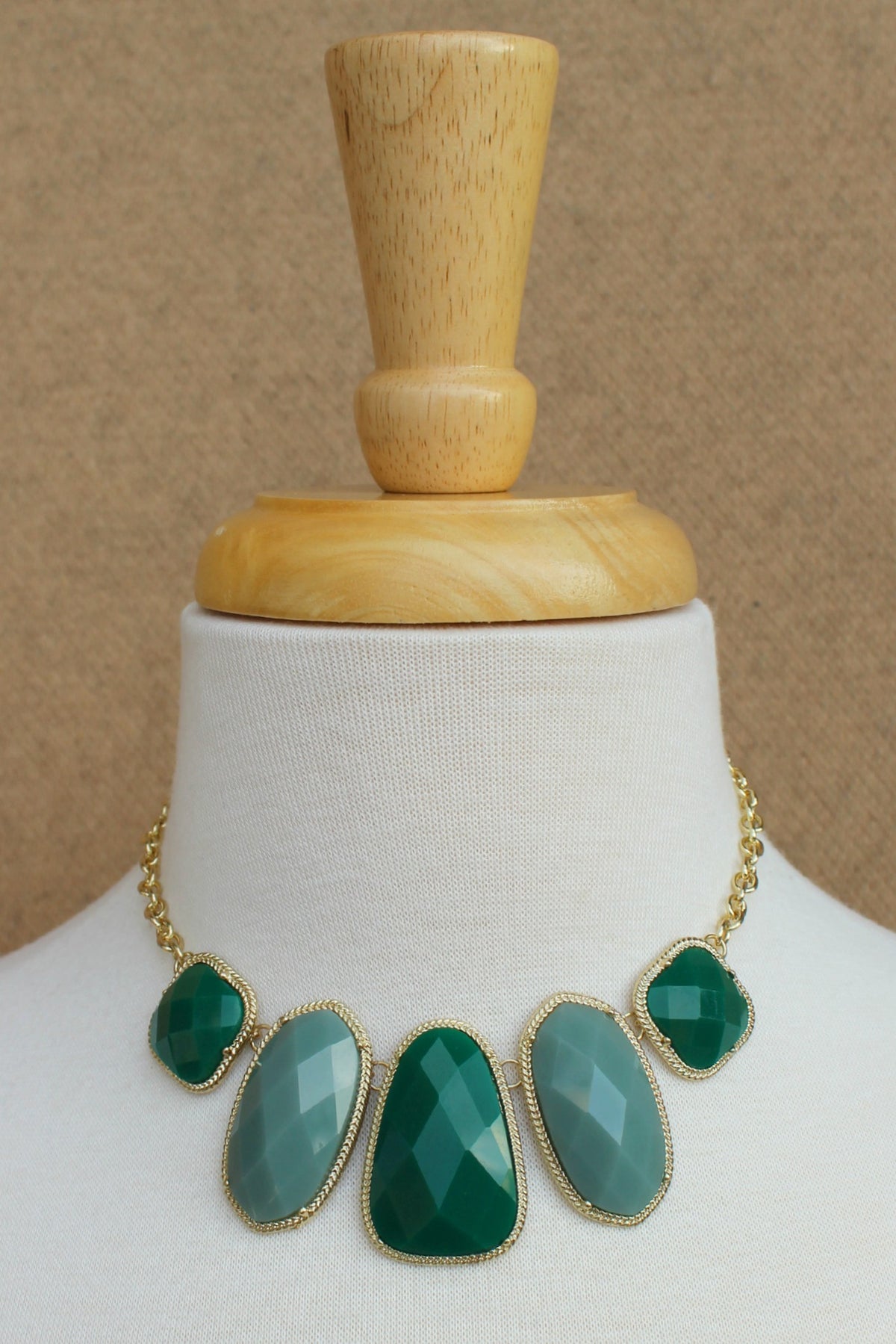 Geometric Faceted Necklace, Green