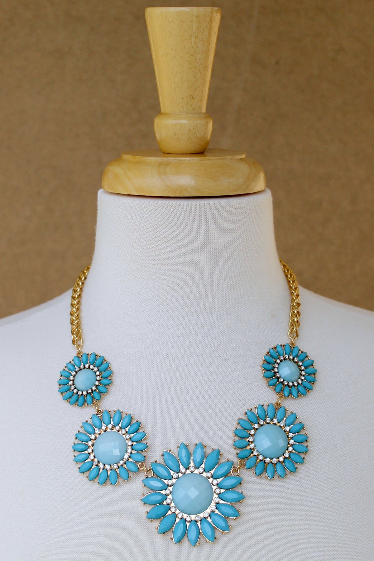 Graduated Daisy Statement Necklace, Aqua