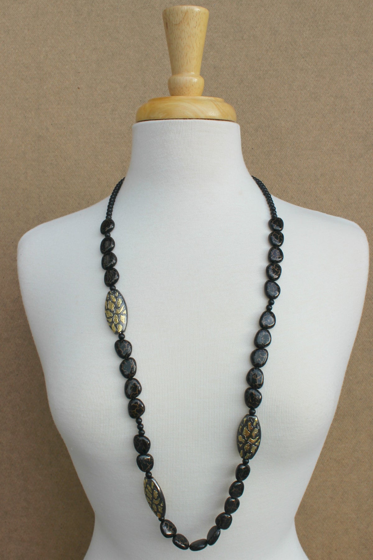 Variegated Beaded Necklace, Brown