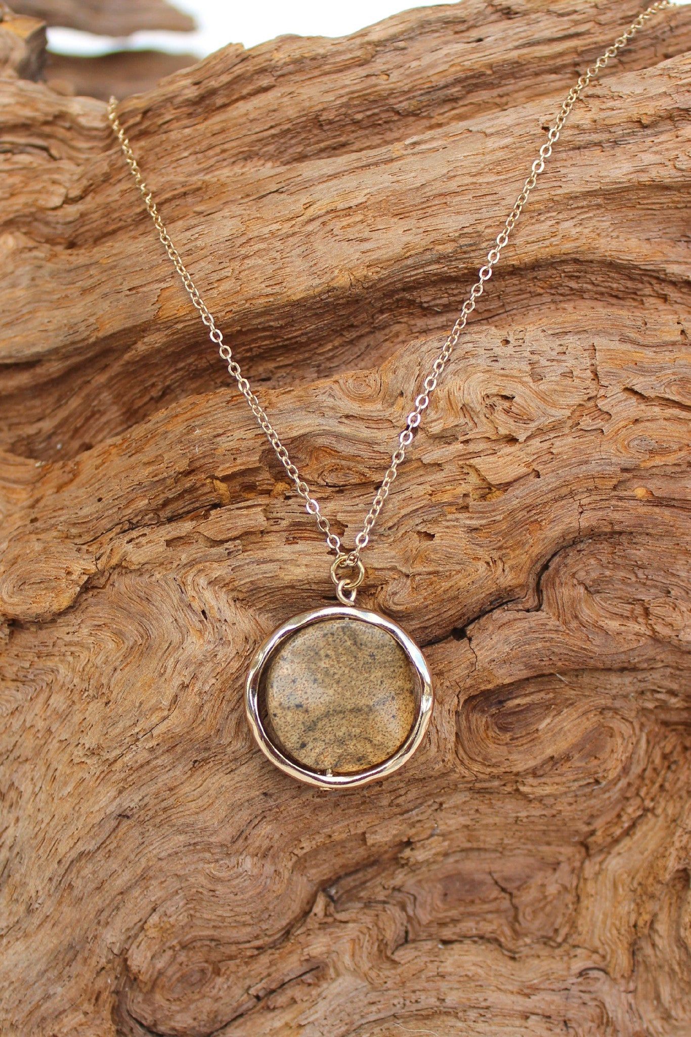 Round Stone Necklace, Brown