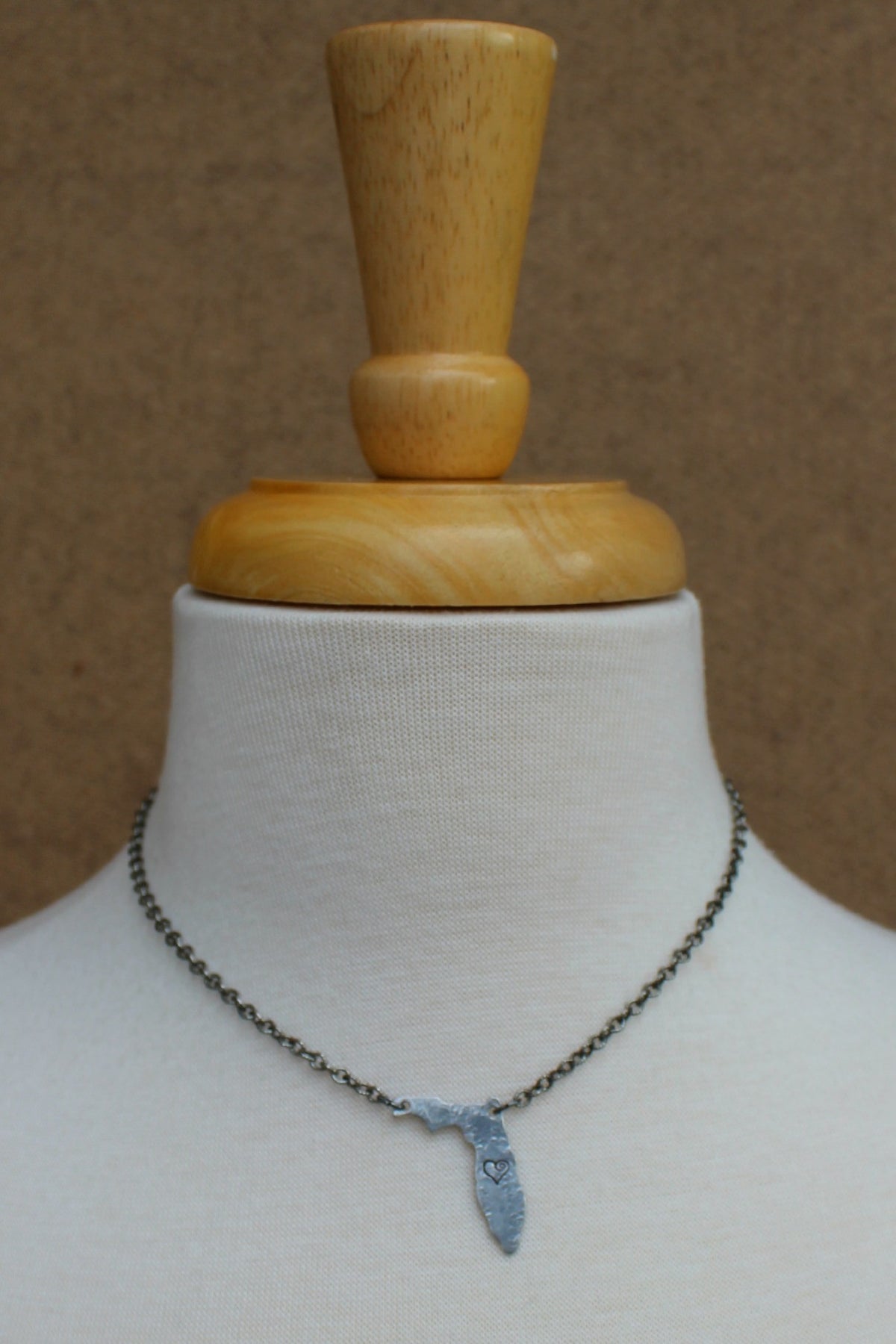 Julio: Florida Necklace, Silver