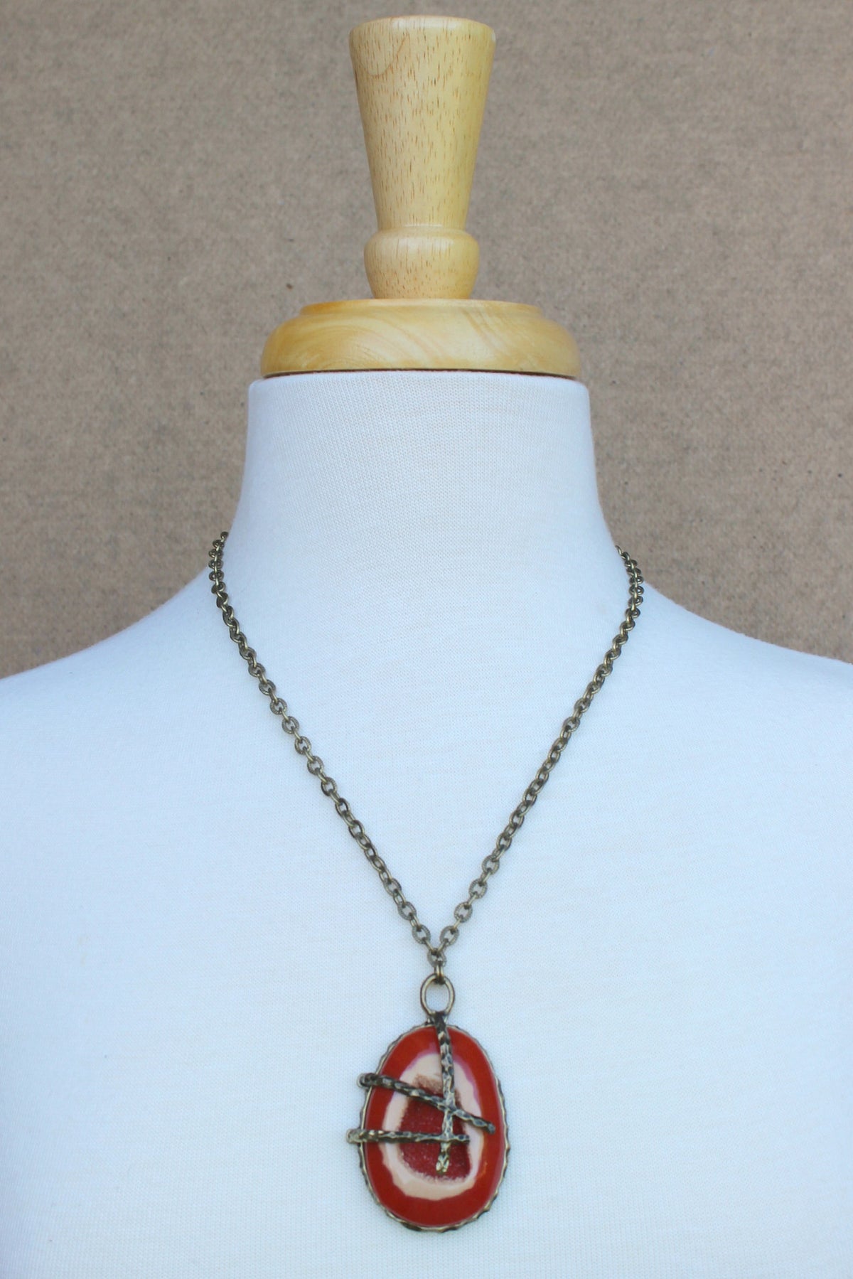 Two Toned Pendant Necklace, Coral